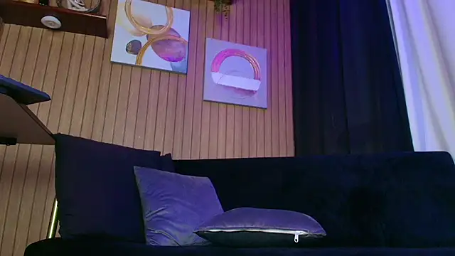 Camila Chainn online show from February 6, 8:10 am