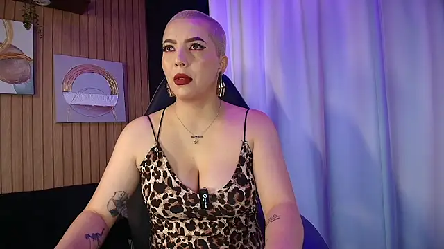 Camila Chainn online show from January 17, 11:25 am