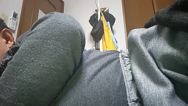 Snapshot of 07YUKIO chatting on November 13, 12:42 pm 07YUKIO online show from November 13, 12:42 pm