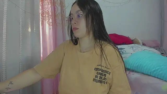 HARLEYNAPIER online show from July 5, 10:49 pm