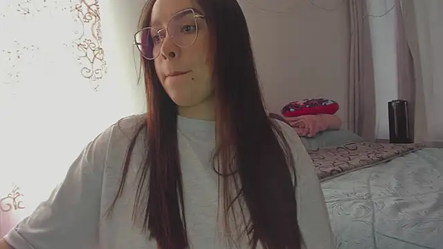 HARLEYNAPIER online show from April 14, 7:41 pm