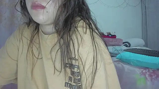 HARLEYNAPIER online show from March 8, 12:38 am