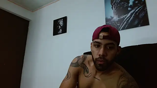 Hendry  online show from February 1, 2:47 am