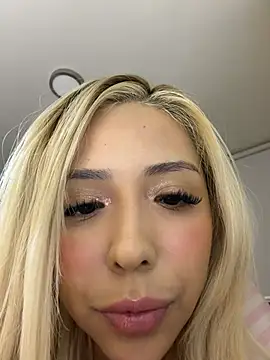 Sofy Softtt online show from June 4, 3:33 am