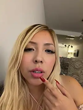 Sofy Softtt online show from April 7, 11:28 pm