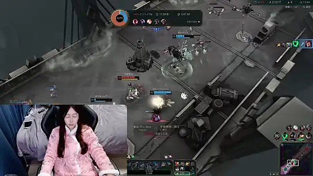 Snapshot of Angelababy001 chatting on January 4, 4:43 pm Angelababy001 online show from January 4, 4:43 pm