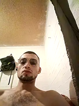 Snapshot of Suggarwhite18CM chatting on November 10, 7:57 am Suggarwhite18CM online show from November 10, 7:57 am