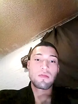 Snapshot of Suggarwhite18CM chatting on October 10, 11:05 pm Suggarwhite18CM online show from October 10, 11:05 pm