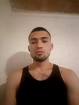 Snapshot of Suggarwhite18CM chatting on October 2, 5:27 pm Suggarwhite18CM online show from October 2, 5:27 pm