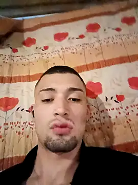 Snapshot of Suggarwhite18CM chatting on November 15, 11:20 pm Suggarwhite18CM online show from November 15, 11:20 pm