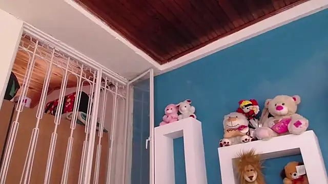 Cuty sexy hot online show from December 14, 11:38 am