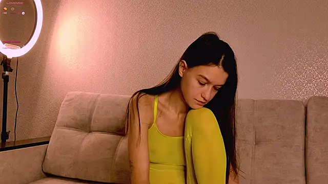 Alice  grace online show from November 9, 8:13 pm