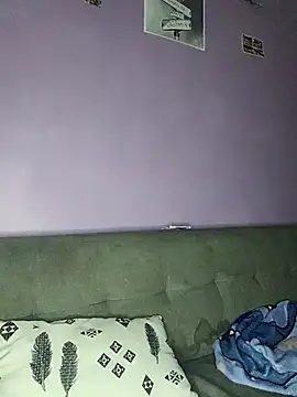 chachalette444 online show from March 13, 8:32 pm