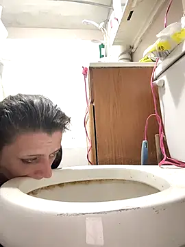 UniqueKorn86 online show from February 12, 2:00 am