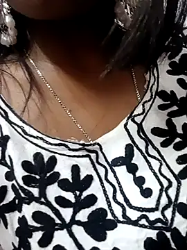 Dear Noora online show from January 27, 11:00 am