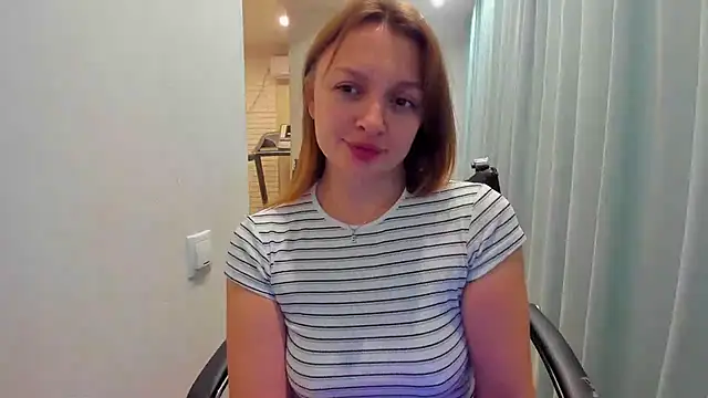 Snapshot of realfairy chatting on October 6, 9:59 pm realfairy online show from October 6, 9:59 pm