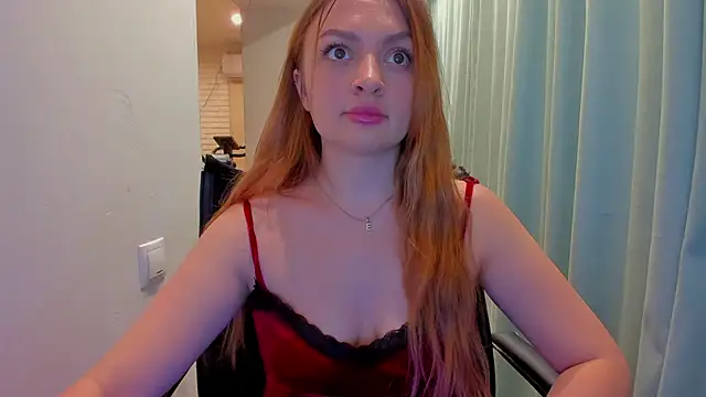 Snapshot of realfairy chatting on February 22, 9:37 pm realfairy online show from February 22, 9:37 pm