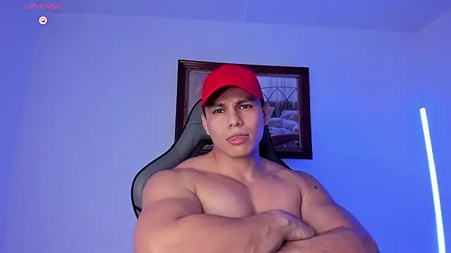 Snapshot of RoyConstance chatting on February 3, 3:26 am RoyConstance online show from February 3, 3:26 am