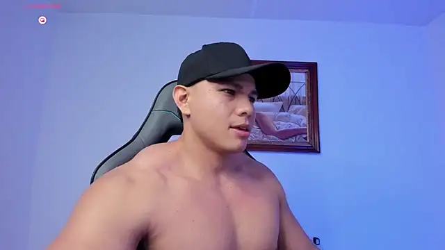 Snapshot of RoyConstance chatting on February 12, 3:50 am RoyConstance online show from February 12, 3:50 am