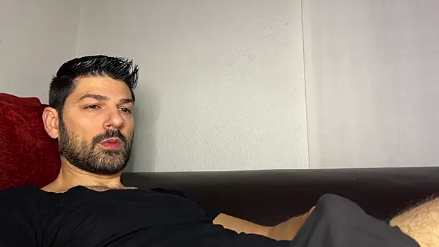 Snapshot of xxSexPrincexx chatting on February 7, 9:28 am xxSexPrincexx online show from February 7, 9:28 am