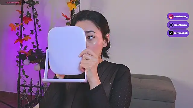 Soffimoon  online show from November 27, 12:44 am