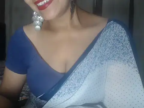 Snapshot of LustyShreya chatting on September 8, 5:23 pm LustyShreya online show from September 8, 5:23 pm