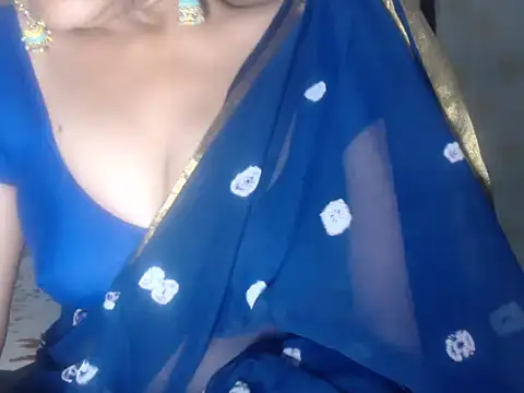 Snapshot of LustyShreya chatting on October 22, 5:01 pm LustyShreya online show from October 22, 5:01 pm