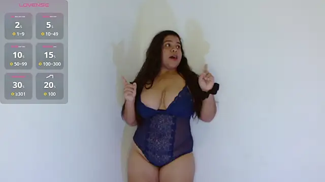 yulissa18 online show from October 21, 8:19 pm