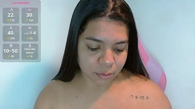 yulissa18 online show from March 10, 10:14 pm