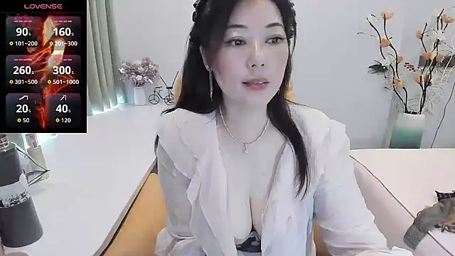 Crystal Wings online show from October 23, 2:32 am