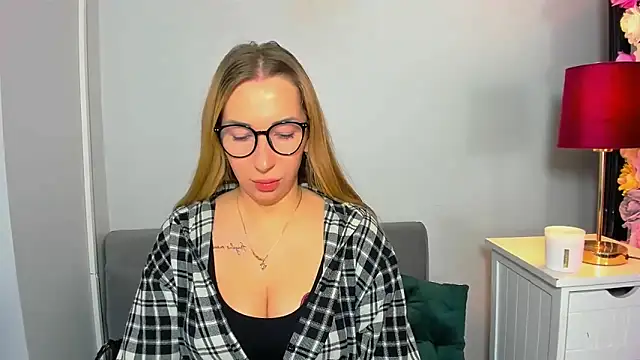 AriaDesire online show from December 21, 7:21 am