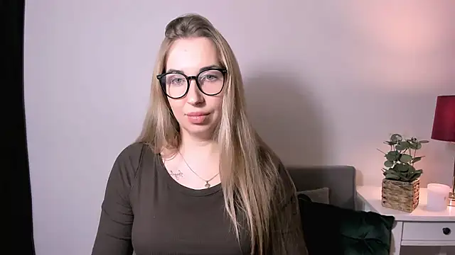 AriaDesire online show from January 14, 12:20 pm