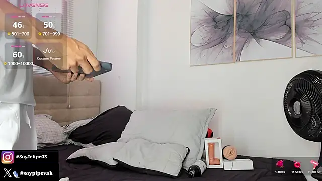 soyander03  online show from November 29, 1:33 pm