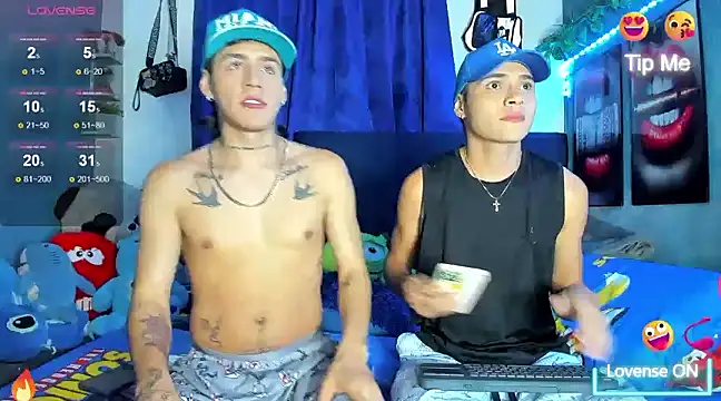 soyander03  online show from February 7, 11:55 pm