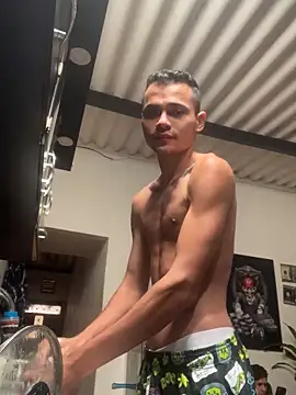 soyander03  online show from January 5, 2:52 pm