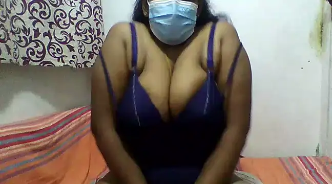 Snapshot of selharsha chatting on March 6, 7:54 pm selharsha online show from March 6, 7:54 pm