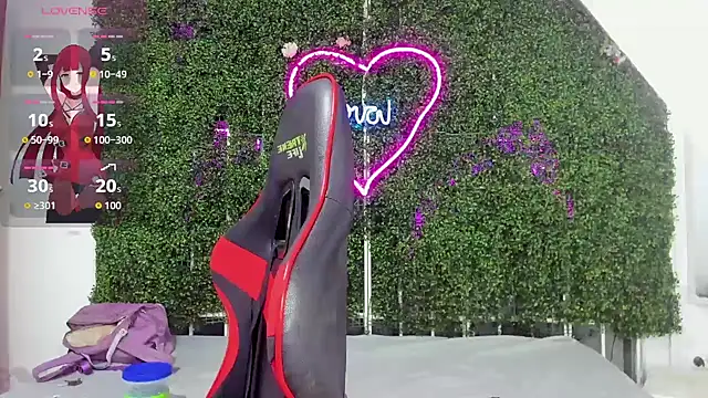 valentina 0  online show from December 15, 9:20 pm