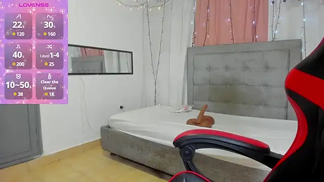 Snapshot of valentina_0_ chatting on March 8, 3:17 am valentina 0 online show from March 8, 3:17 am