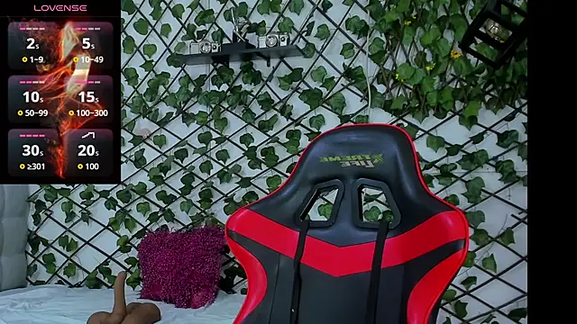 valentina 0  online show from November 12, 8:23 pm