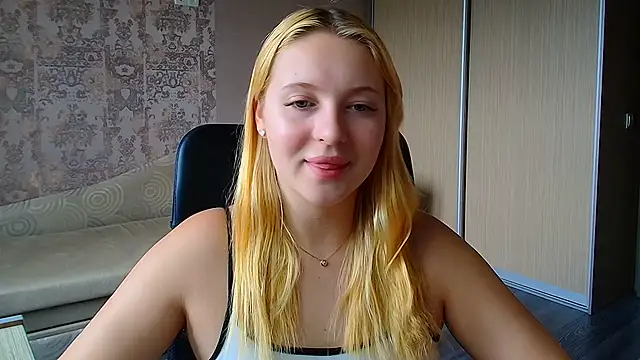 Milka kiss  online show from July 11, 12:49 pm