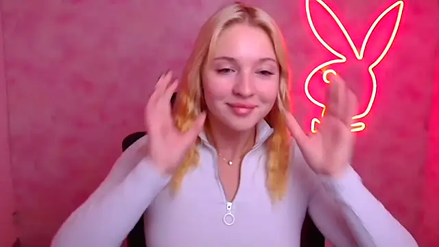 Snapshot of Milka_kiss_ chatting on September 30, 6:08 am Milka kiss online show from September 30, 6:08 am