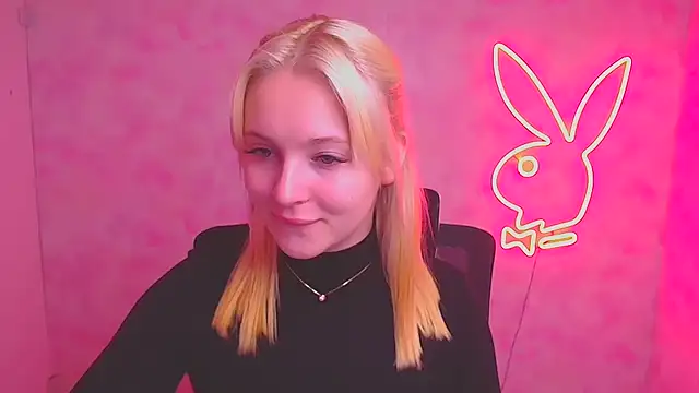 Snapshot of Milka_kiss_ chatting on September 18, 11:35 am Milka kiss online show from September 18, 11:35 am