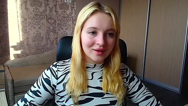 Milka kiss  online show from February 17, 1:30 pm