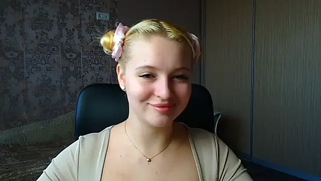 Milka kiss  online show from March 13, 8:52 am