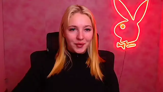Snapshot of Milka_kiss_ chatting on October 4, 11:45 am Milka kiss online show from October 4, 11:45 am