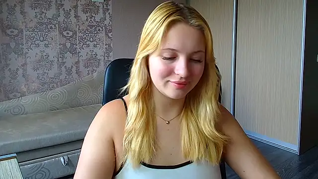 Milka kiss  online show from July 6, 10:00 am