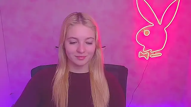 Snapshot of Milka_kiss_ chatting on February 4, 10:32 am Milka kiss online show from February 4, 10:32 am