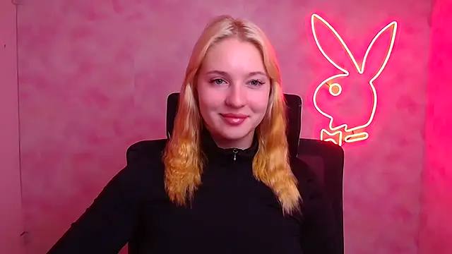 Snapshot of Milka_kiss_ chatting on September 24, 5:47 am Milka kiss online show from September 24, 5:47 am