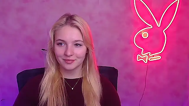Snapshot of Milka_kiss_ chatting on February 6, 10:04 am Milka kiss online show from February 6, 10:04 am