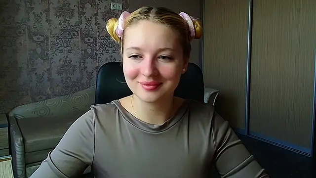 Milka kiss  online show from May 16, 9:41 am